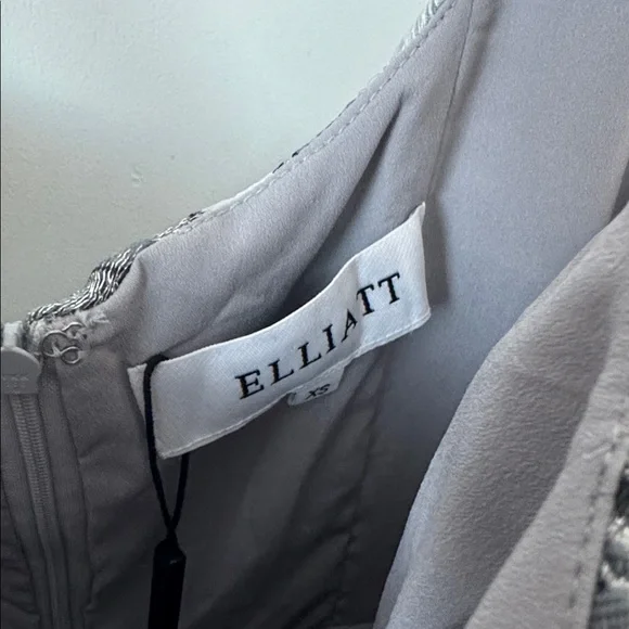 Elliat Blossom Silver Jacquard High-Low Maxi Dress Size: XS - Picture 9 of 13